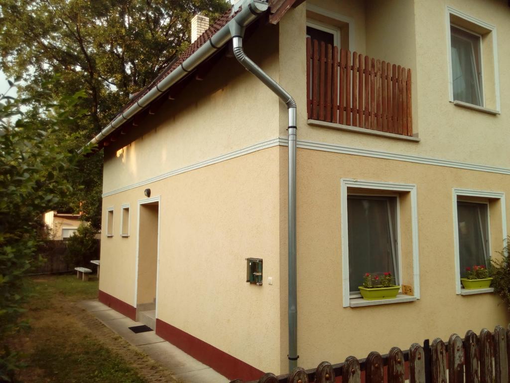 Éva vendégház Guesthouse Hajdúszoboszló Exterior foto