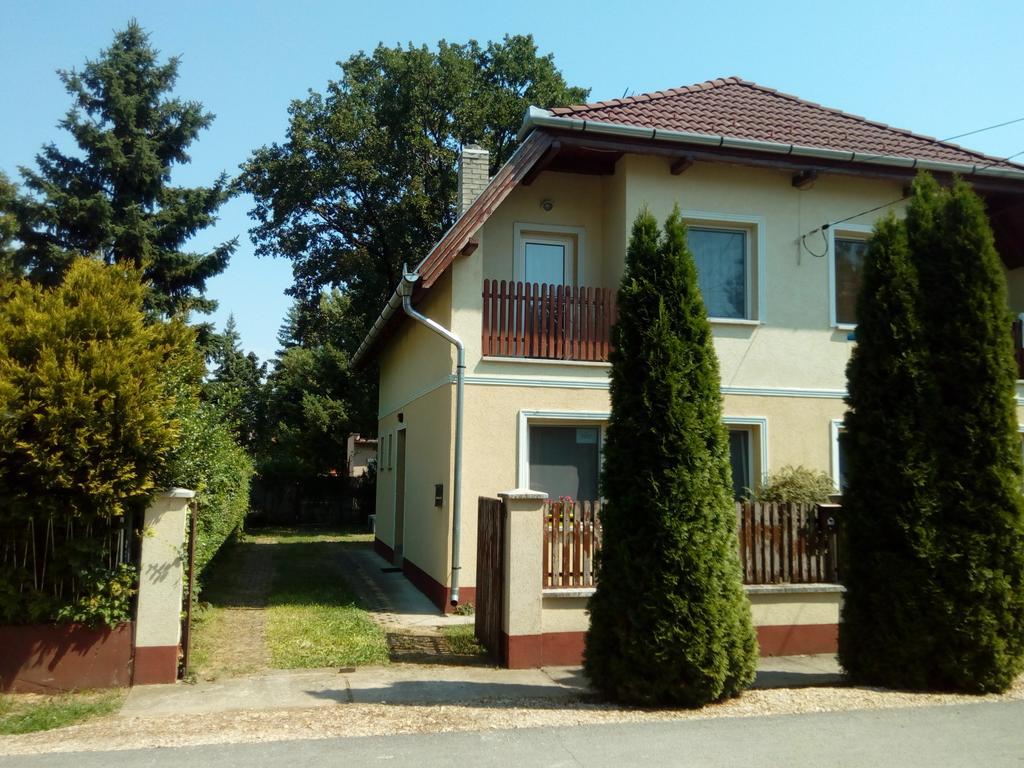 Éva vendégház Guesthouse Hajdúszoboszló Exterior foto